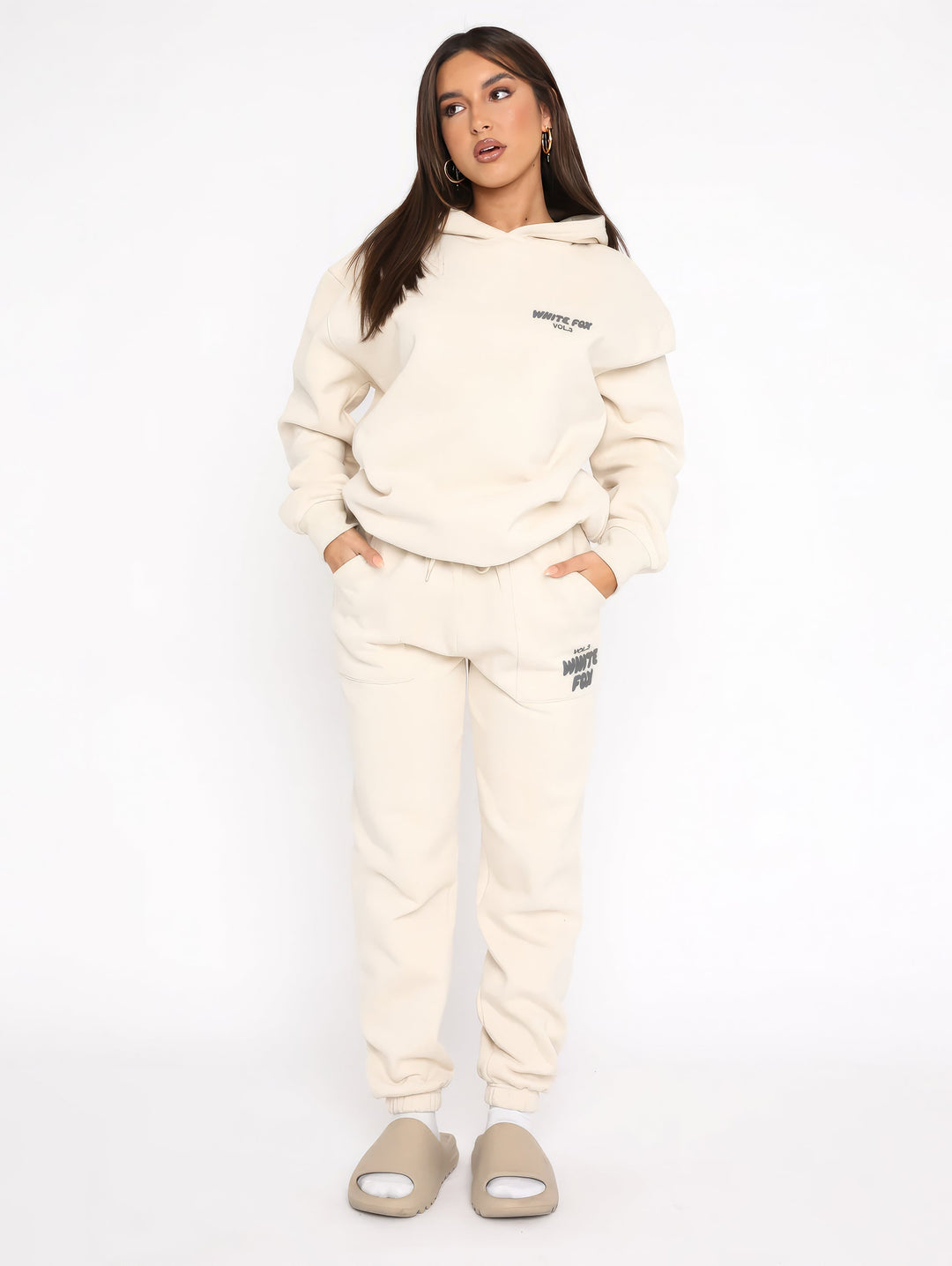 Farida - Stylish tracksuit for women