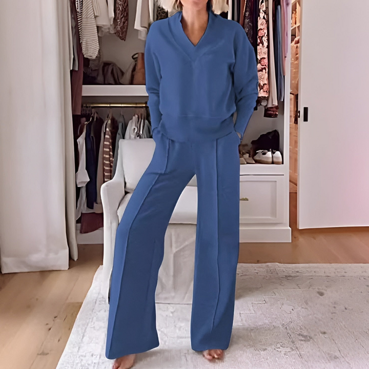 Julia | 2-piece women's tracksuit set