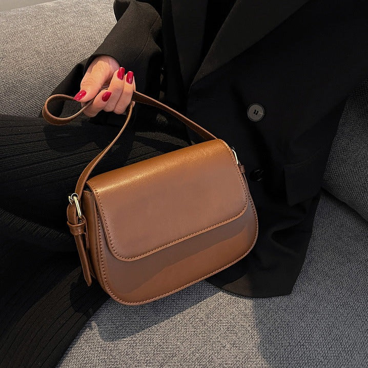 Mirabella® | Classic Saddle | Crossbody Bag