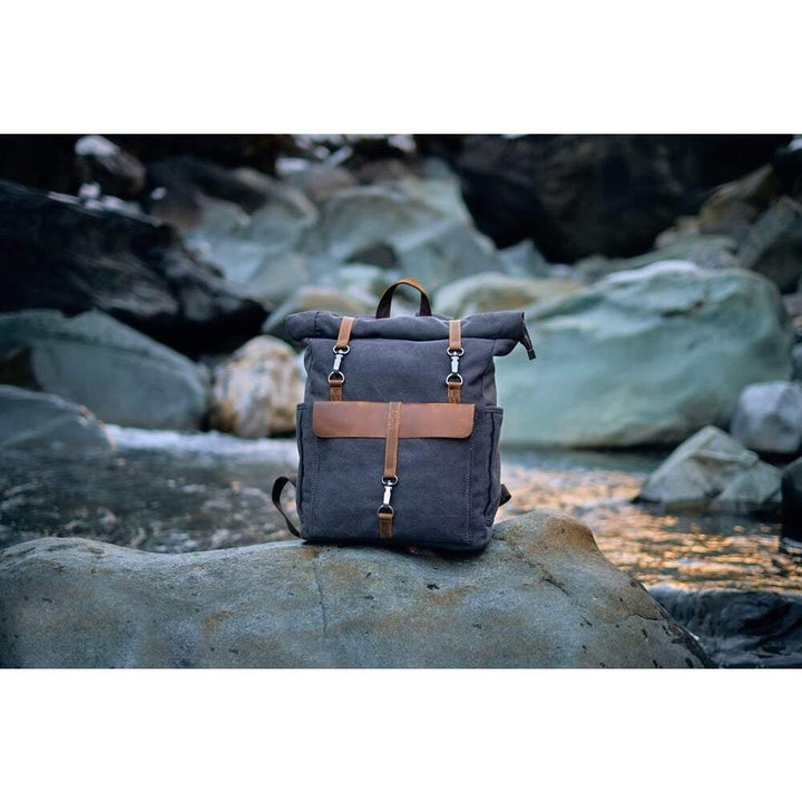 Retro Canvas Backpack | ZURICH