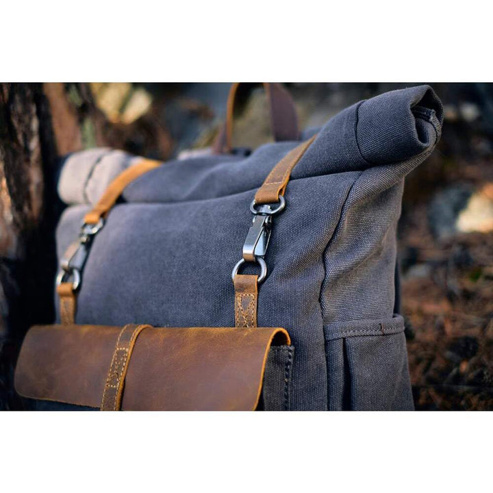 Retro Canvas Backpack | ZURICH