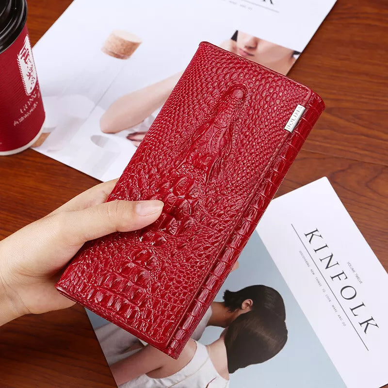 Fioretta® | Elegant Embossed RFID Wallet